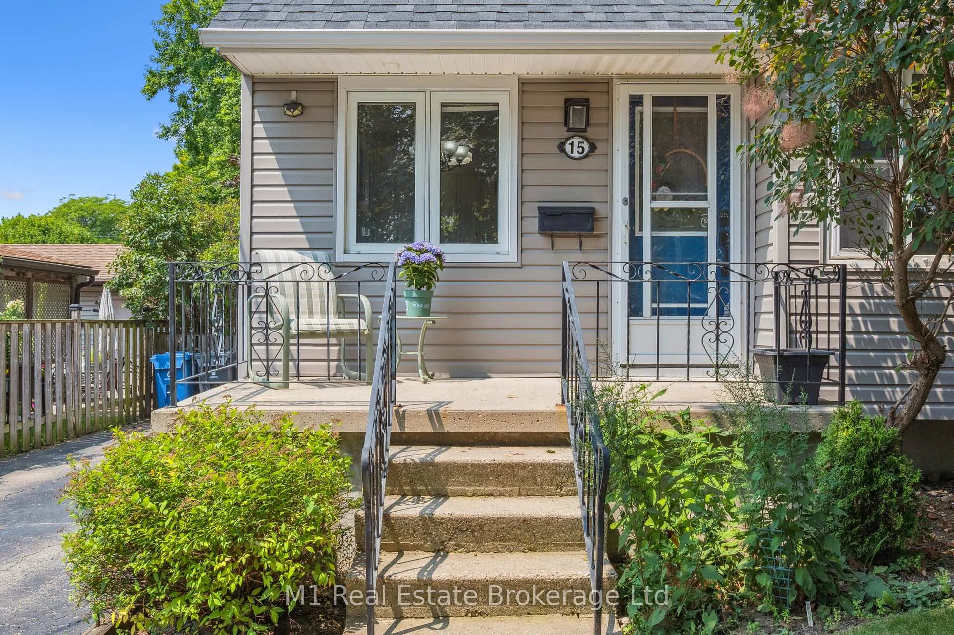Photo 5 of 15 Gowdy Avenue, Guelph, Junction/Onward Willow — HOMEH
