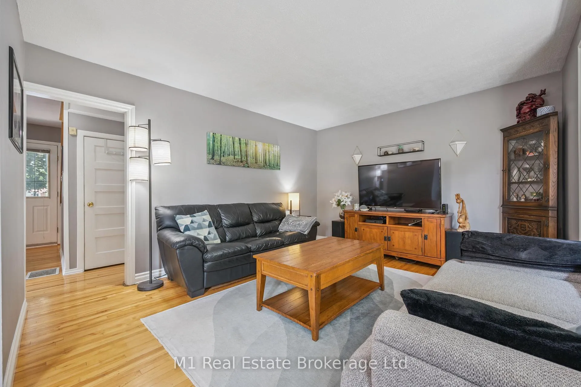 Photo 9 of 15 Gowdy Avenue, Guelph, Junction/Onward Willow — HOMEH