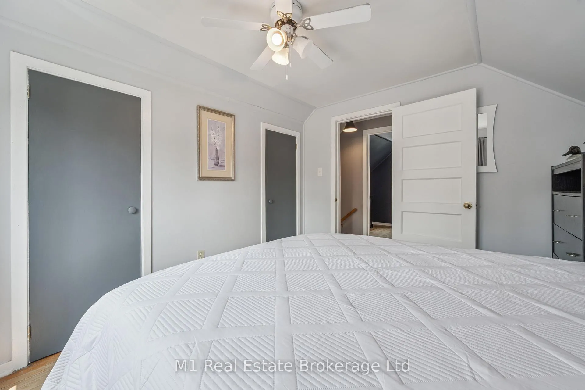Photo 25 of 15 Gowdy Avenue, Guelph, Junction/Onward Willow — HOMEH