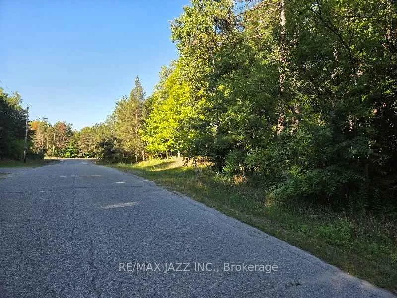Photo 10 of 33 Sumac Road, Clarington, Rural Clarington — HOMEH