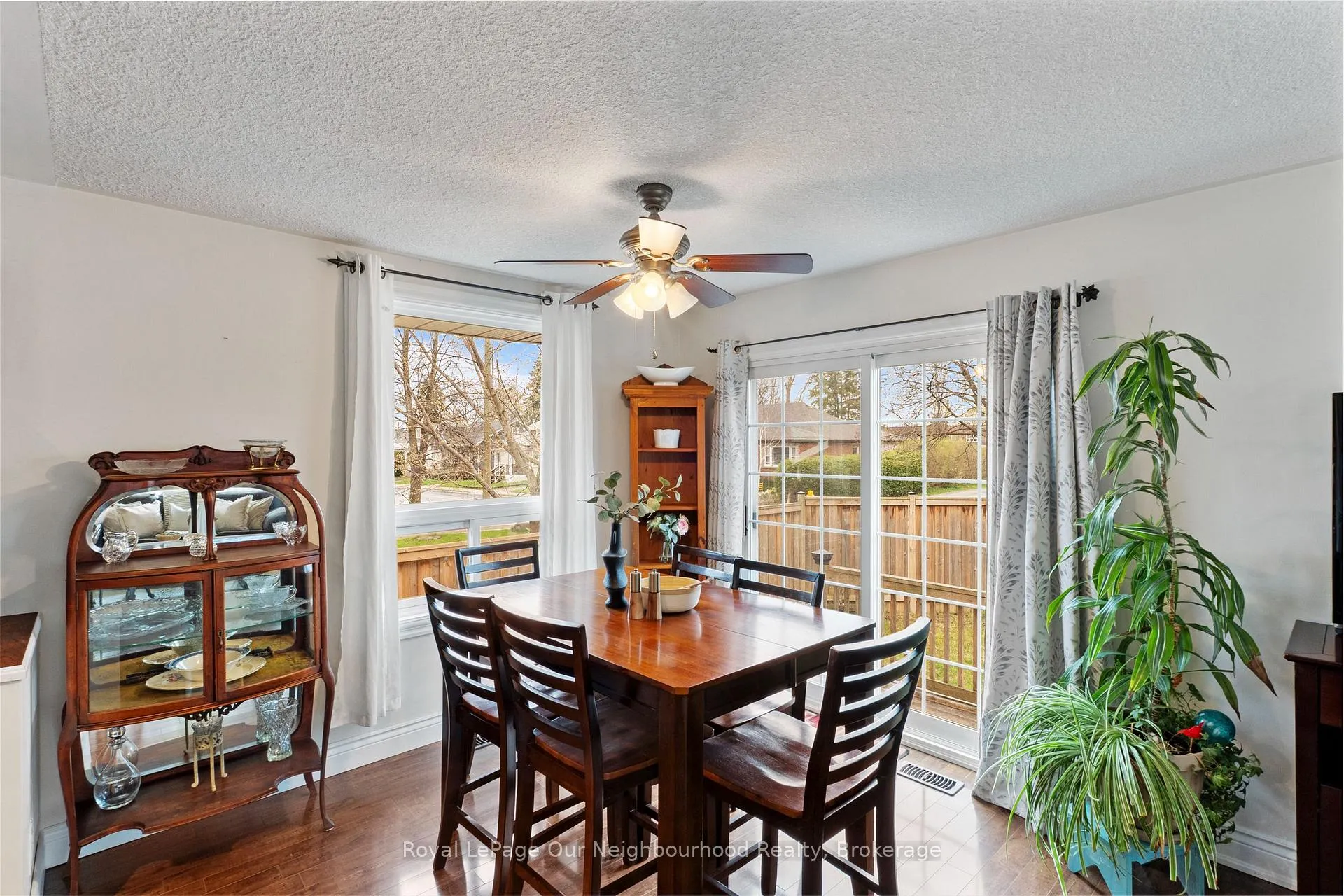 Photo 12 of 11 Ontario Street, Clarington, Bowmanville — HOMEH
