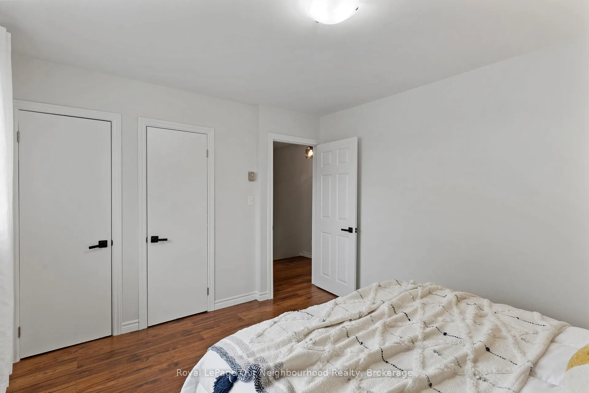 Photo 17 of 11 Ontario Street, Clarington, Bowmanville — HOMEH