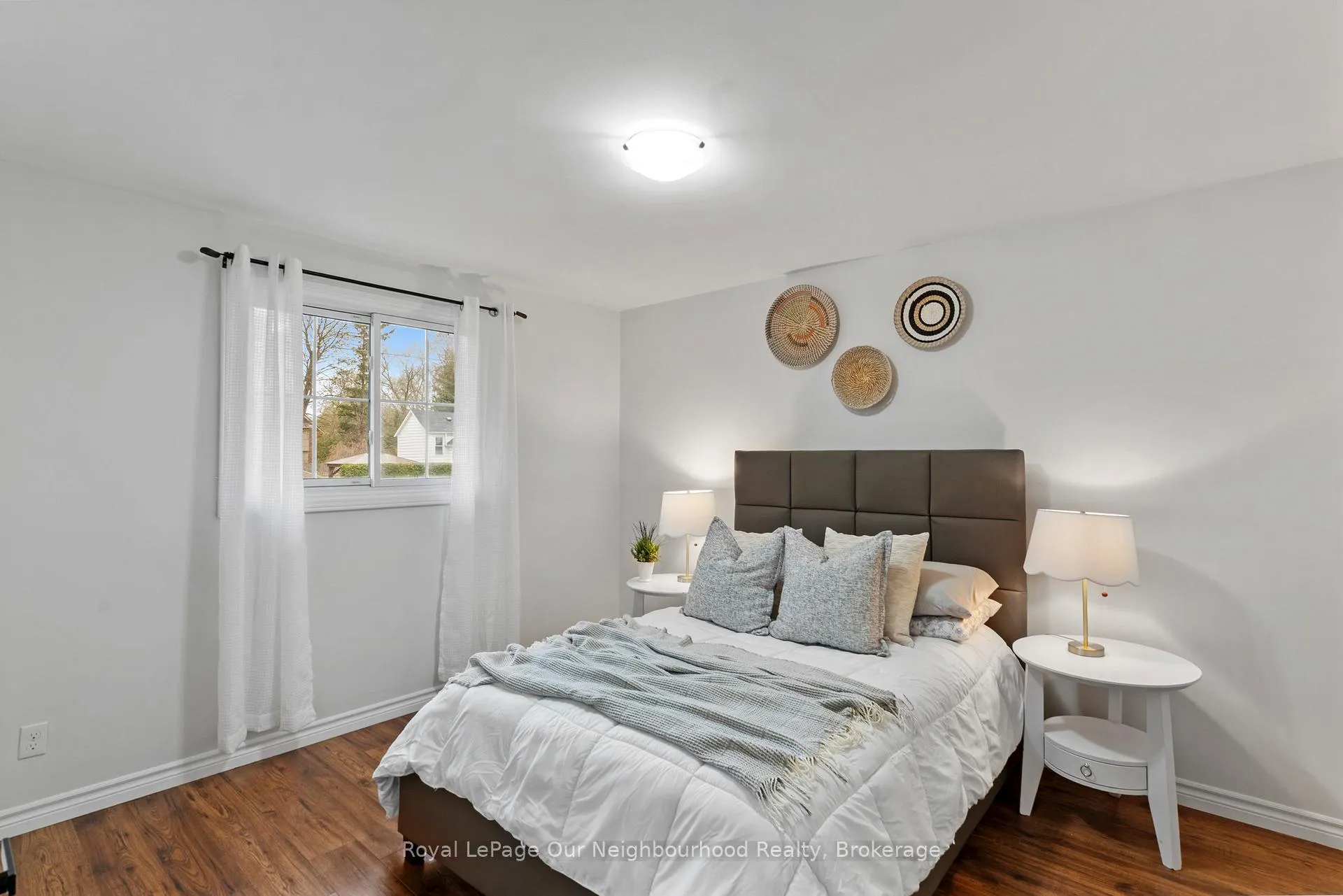 Photo 18 of 11 Ontario Street, Clarington, Bowmanville — HOMEH