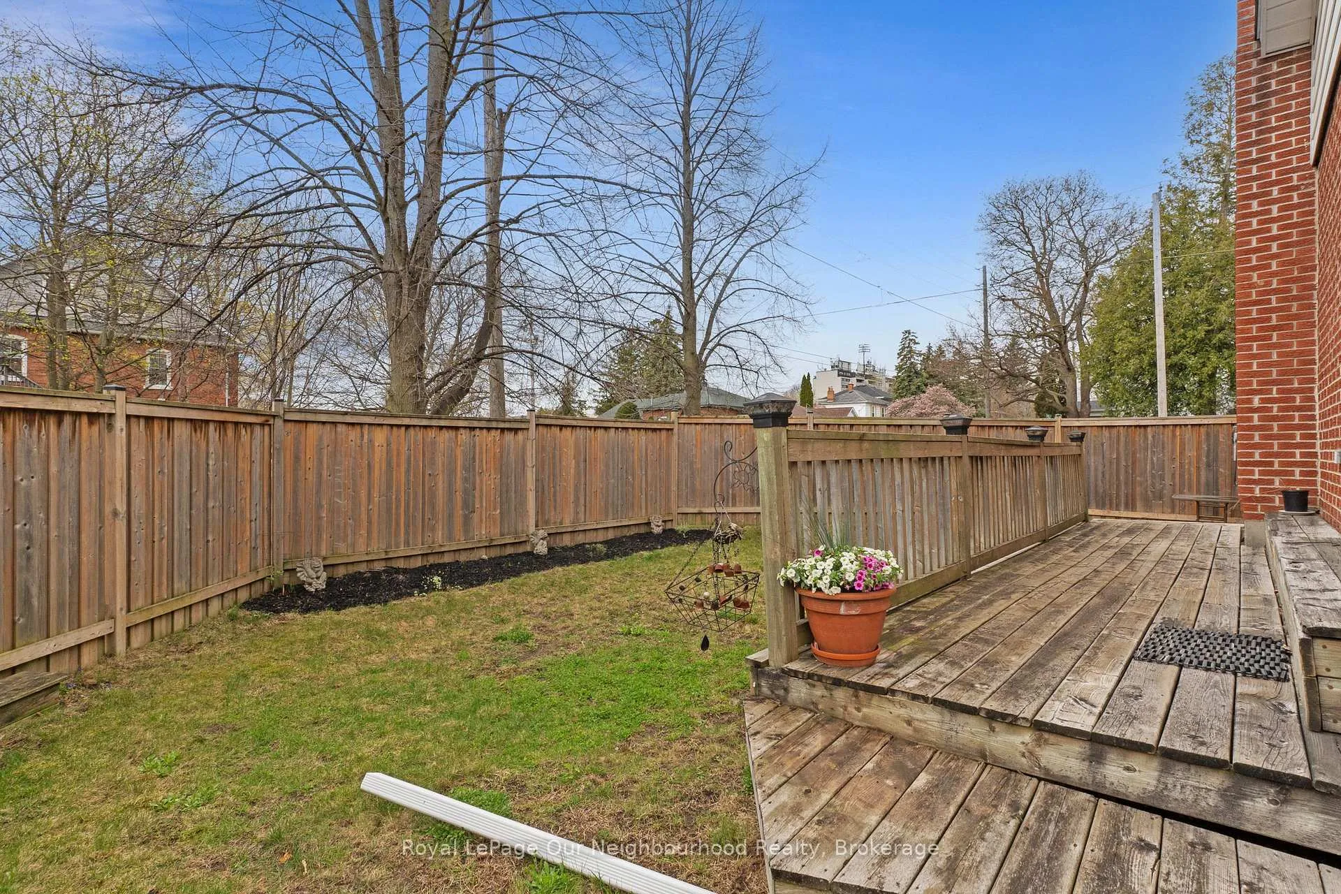 Photo 31 of 11 Ontario Street, Clarington, Bowmanville — HOMEH