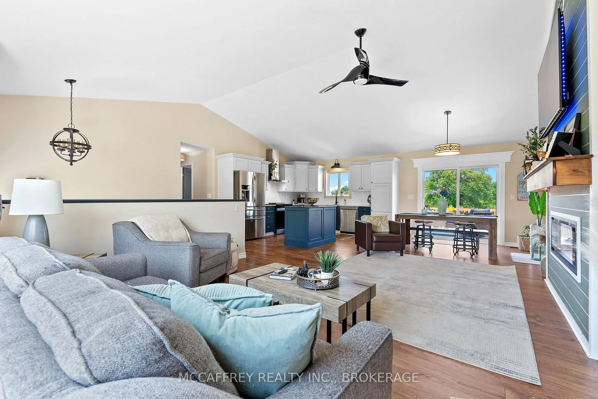 Photo 8 of 5200 Colebrook Road, Frontenac, Frontenac South — HOMEH