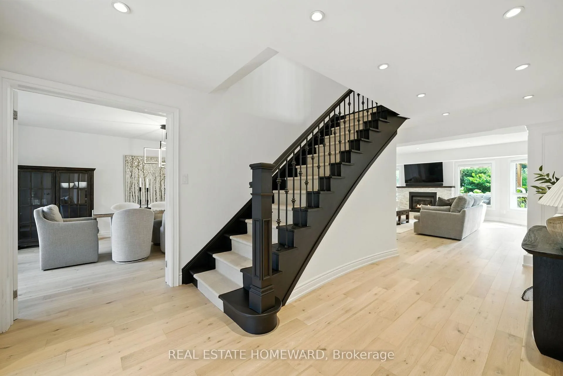 Photo 8 of 63 Whitburn Street, Whitby, Williamsburg — HOMEH