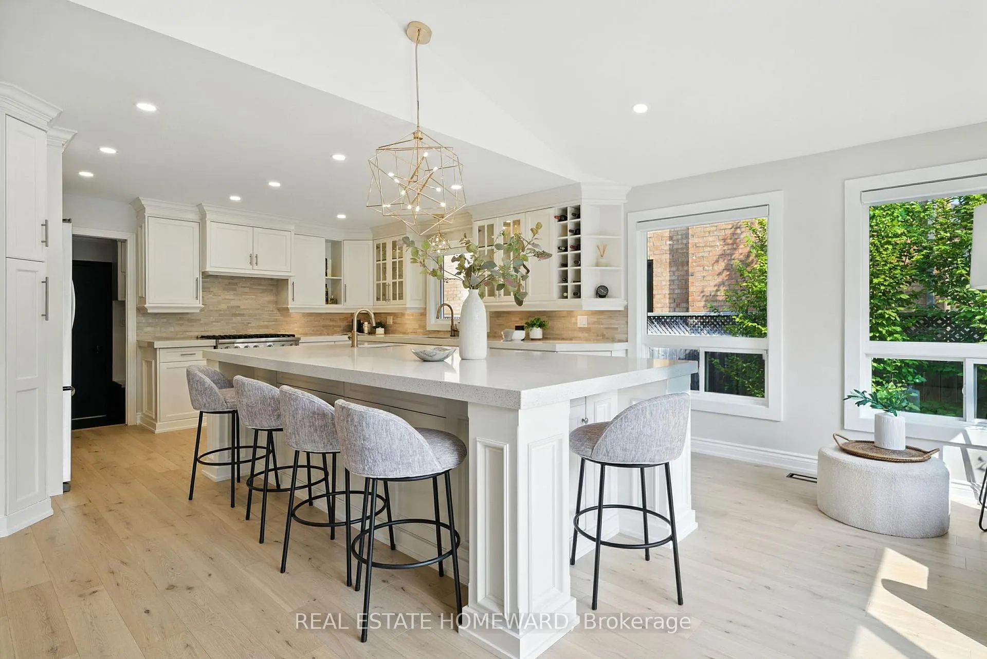 Photo 12 of 63 Whitburn Street, Whitby, Williamsburg — HOMEH