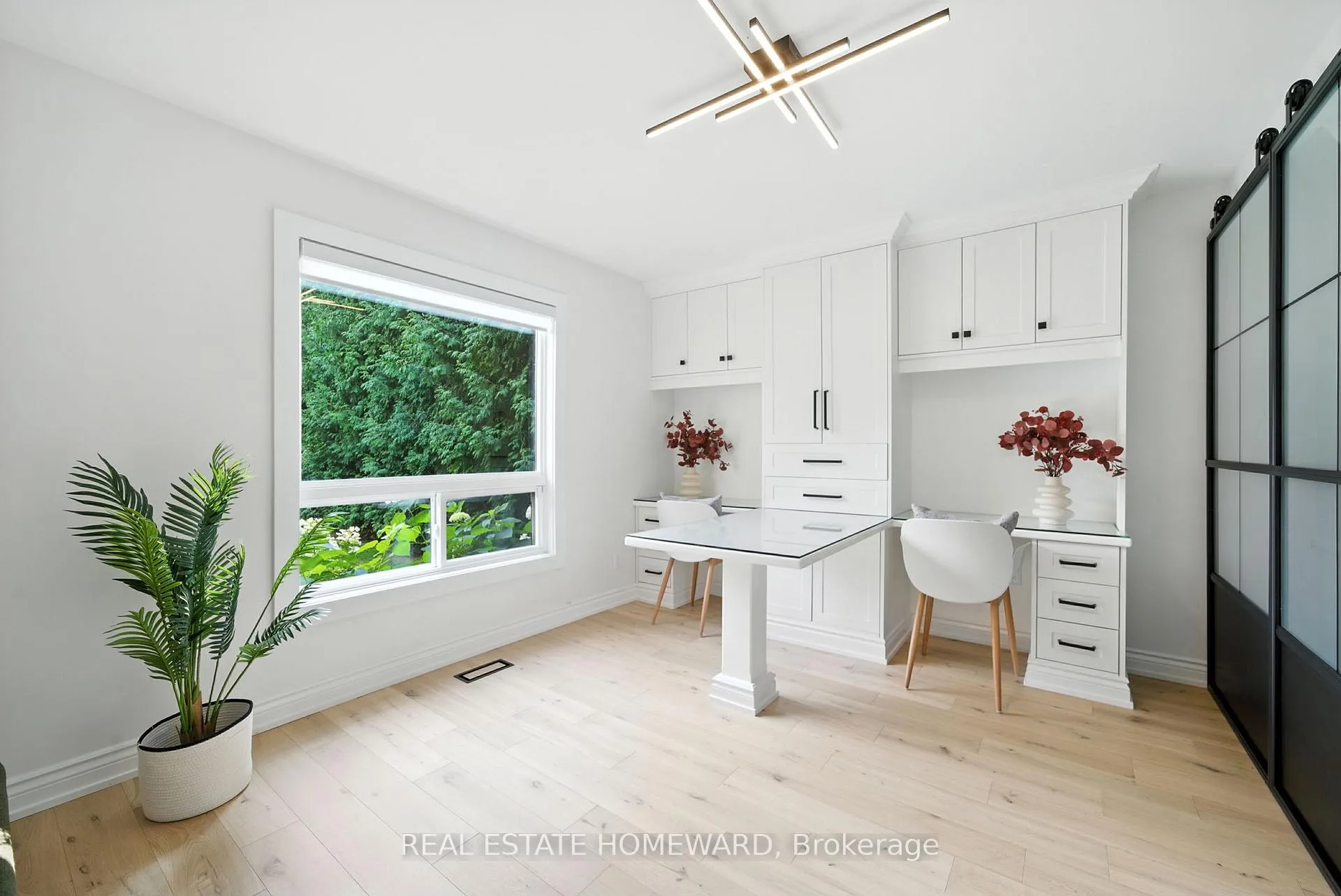 Photo 17 of 63 Whitburn Street, Whitby, Williamsburg — HOMEH