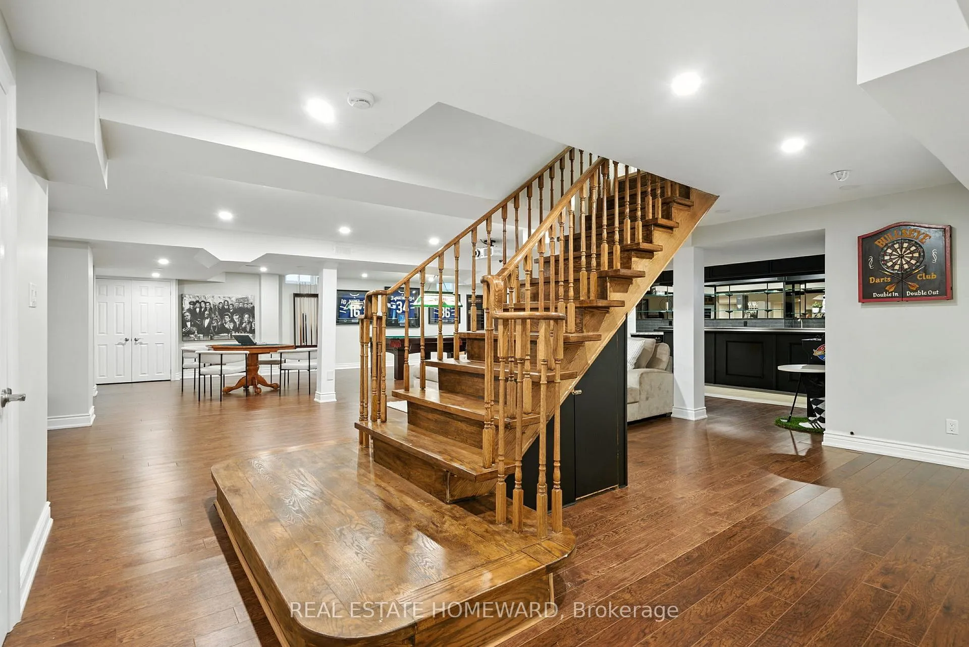 Photo 33 of 63 Whitburn Street, Whitby, Williamsburg — HOMEH