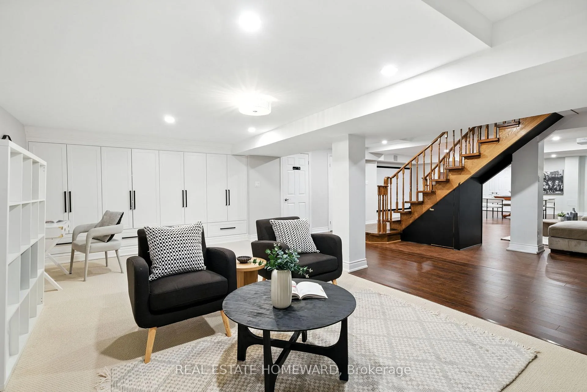 Photo 40 of 63 Whitburn Street, Whitby, Williamsburg — HOMEH