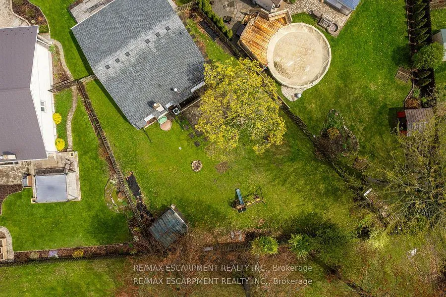 Photo 25 of 7623 Rainbow Crescent, Niagara Falls, Marineland — HOMEH