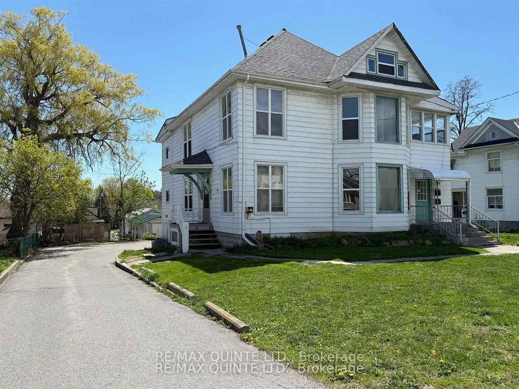 Photo 3 of 263 Dundas Street W, Quinte West, Trenton Ward — HOMEH