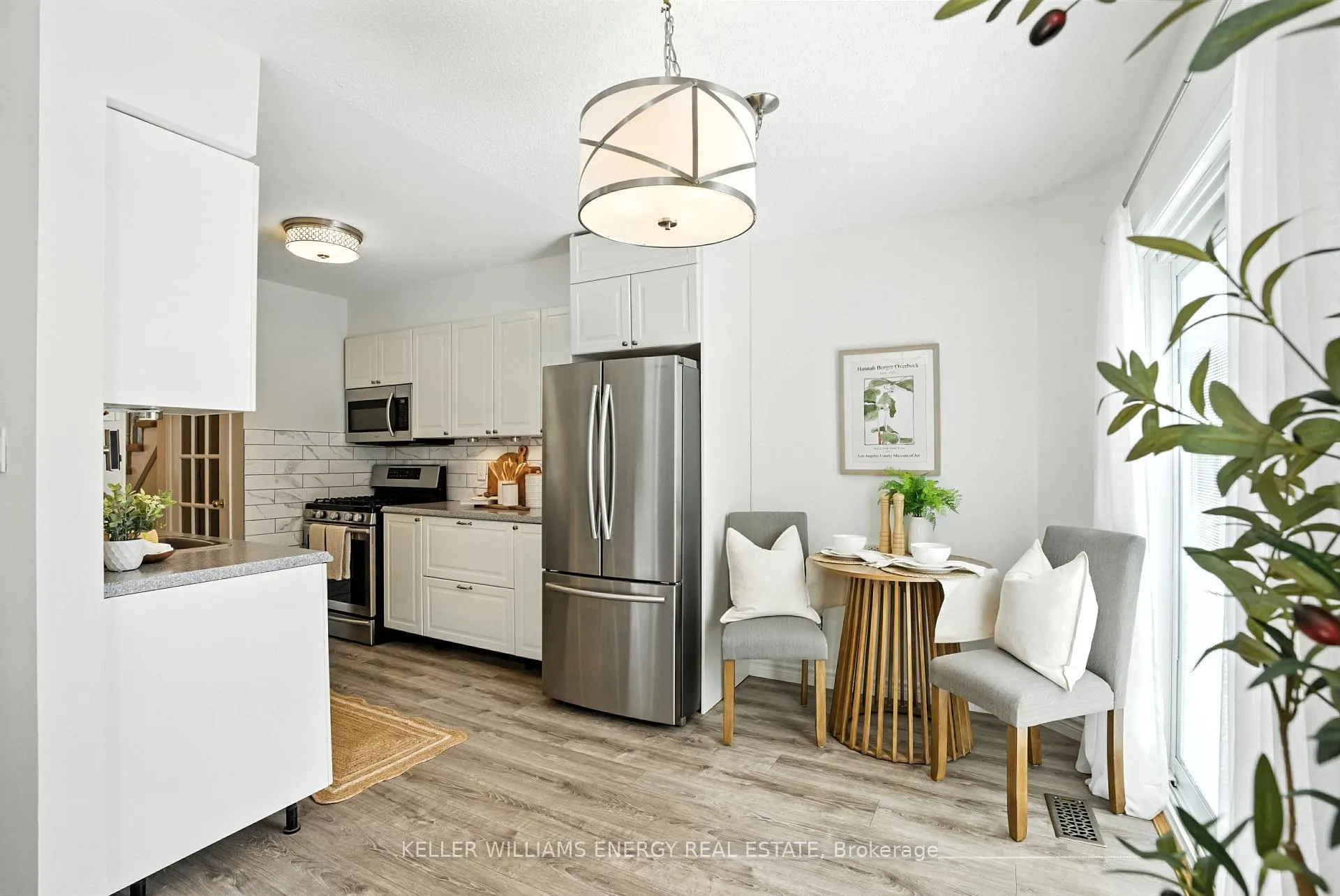 Photo 25 of 22 Short Crescent, Clarington, Courtice — HOMEH