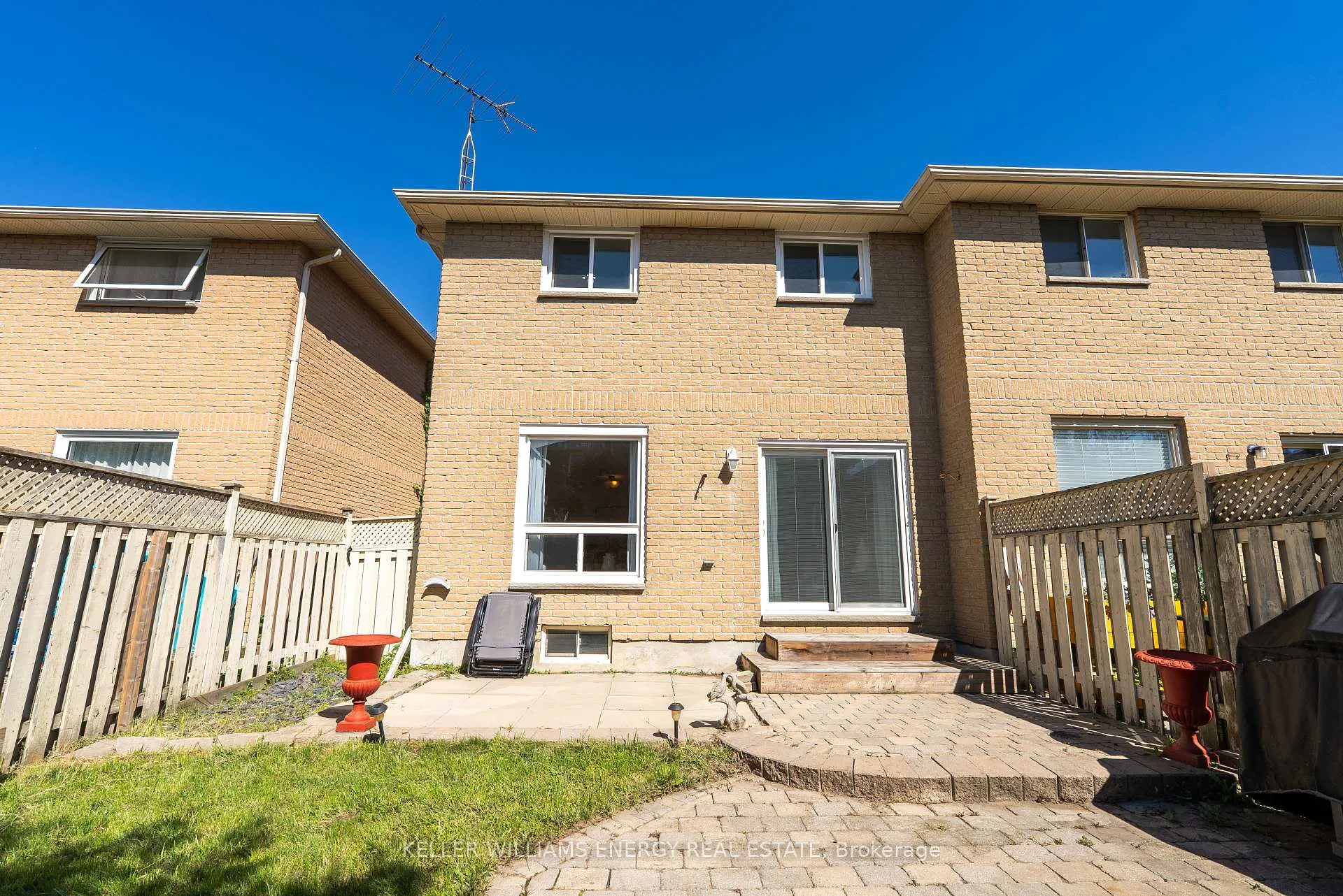 Photo 41 of 22 Short Crescent, Clarington, Courtice — HOMEH