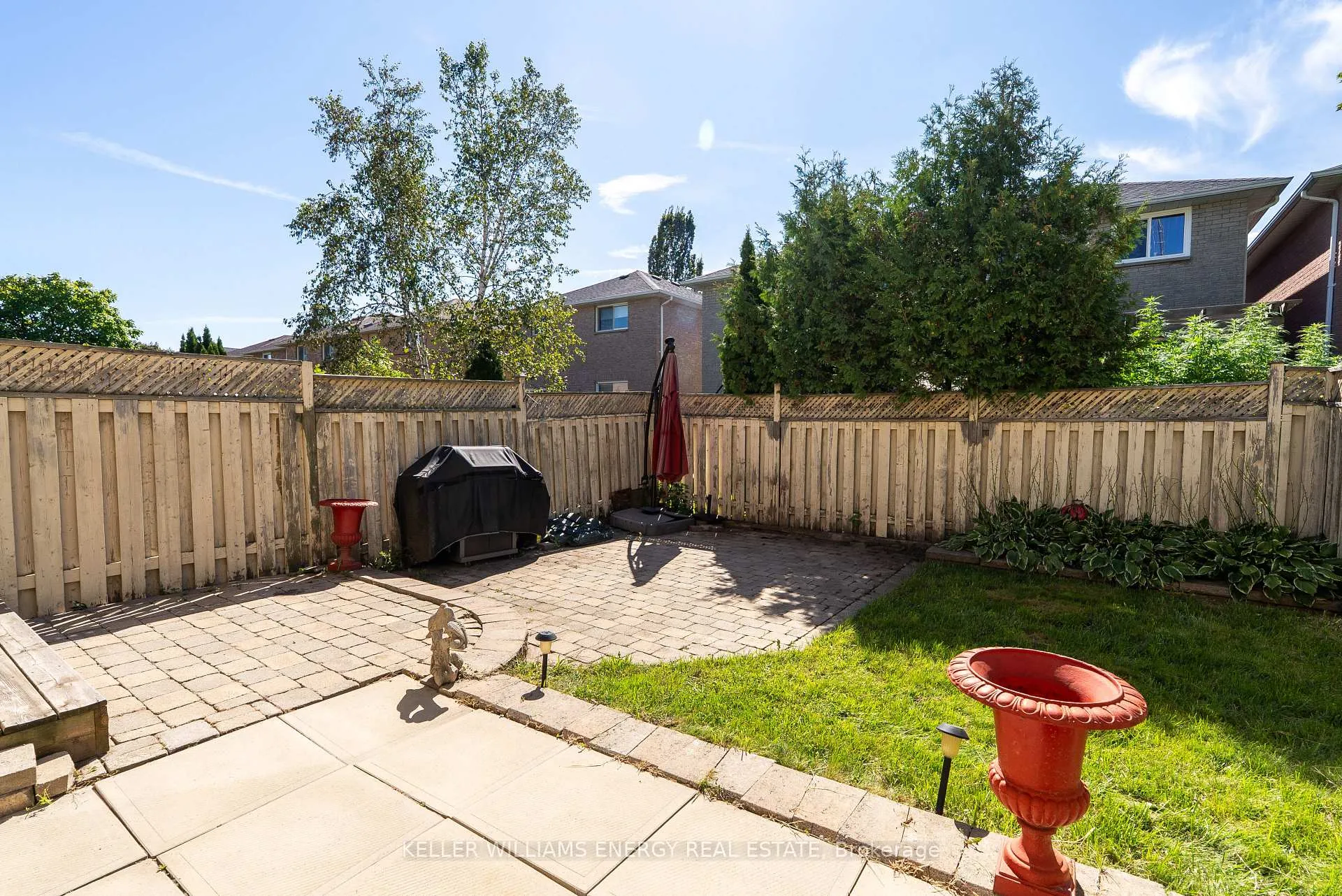 Photo 43 of 22 Short Crescent, Clarington, Courtice — HOMEH