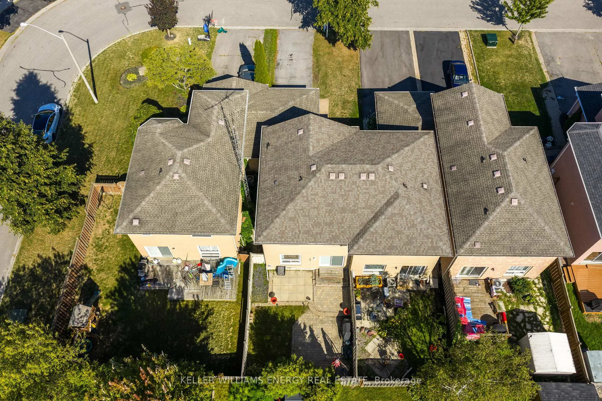 Photo 47 of 22 Short Crescent, Clarington, Courtice — HOMEH
