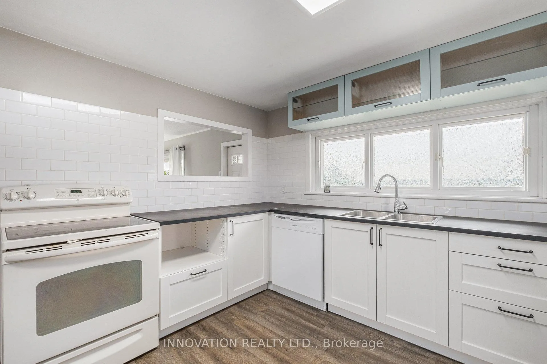 Photo 8 of 60 Russett Drive, McNab/Braeside, Mcnab/Braeside Twps — HOMEH