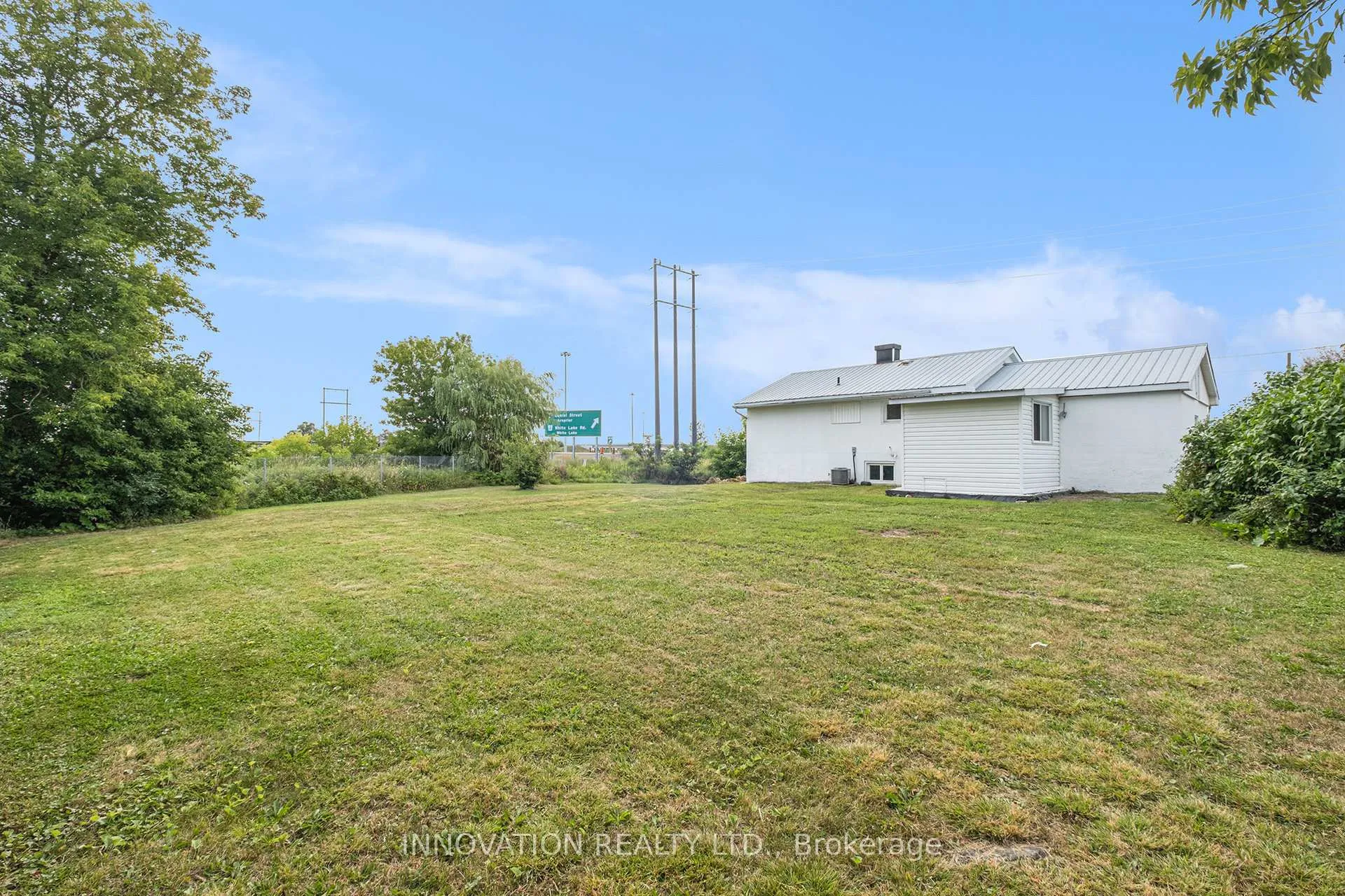 Photo 20 of 60 Russett Drive, McNab/Braeside, Mcnab/Braeside Twps — HOMEH