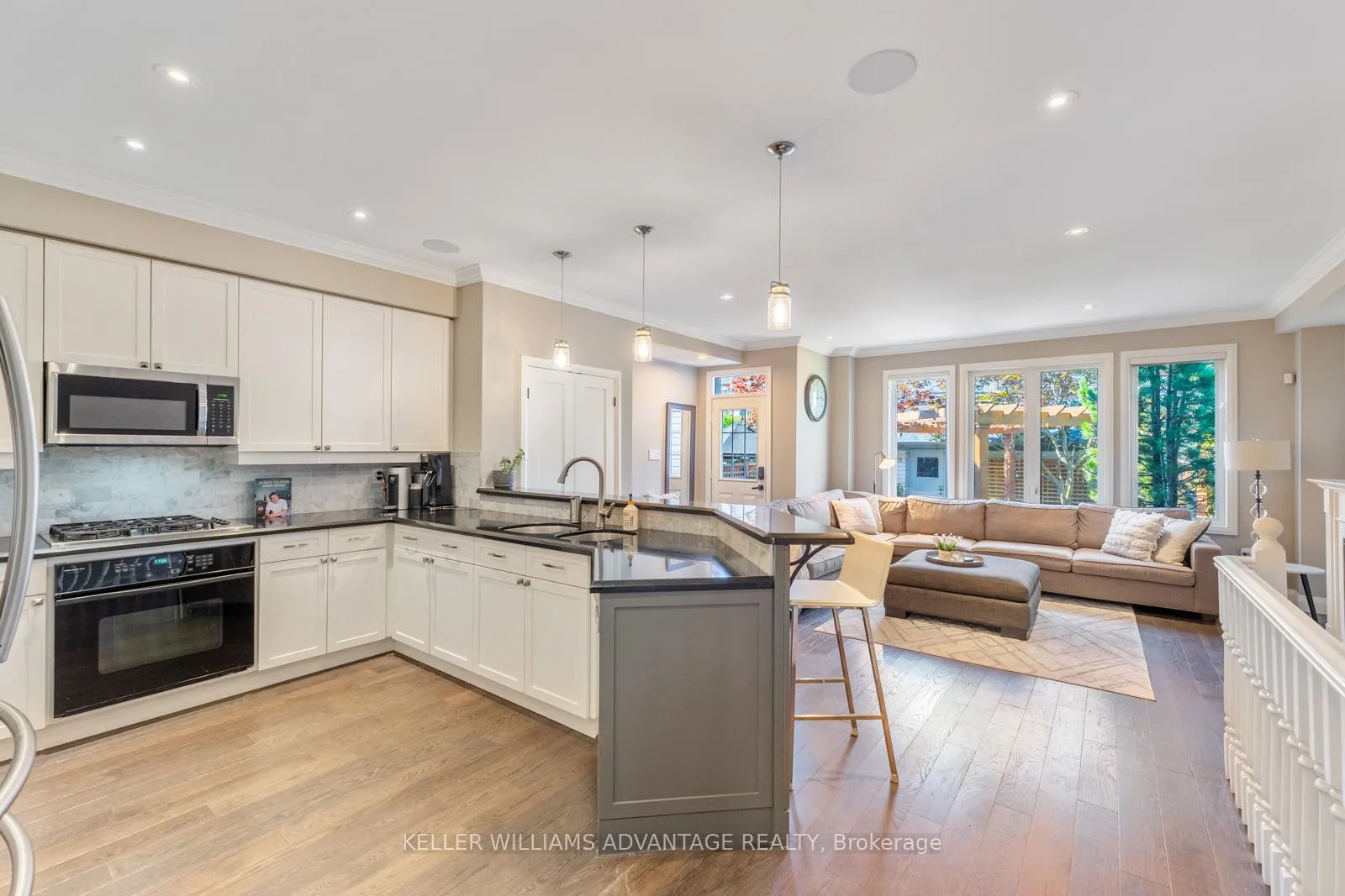 Photo 9 of 44 Joseph Duggan Road, Toronto, The Beaches — HOMEH