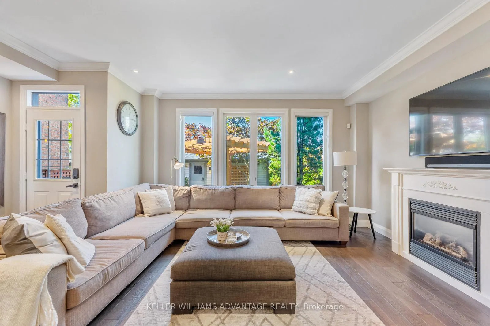 Photo 12 of 44 Joseph Duggan Road, Toronto, The Beaches — HOMEH