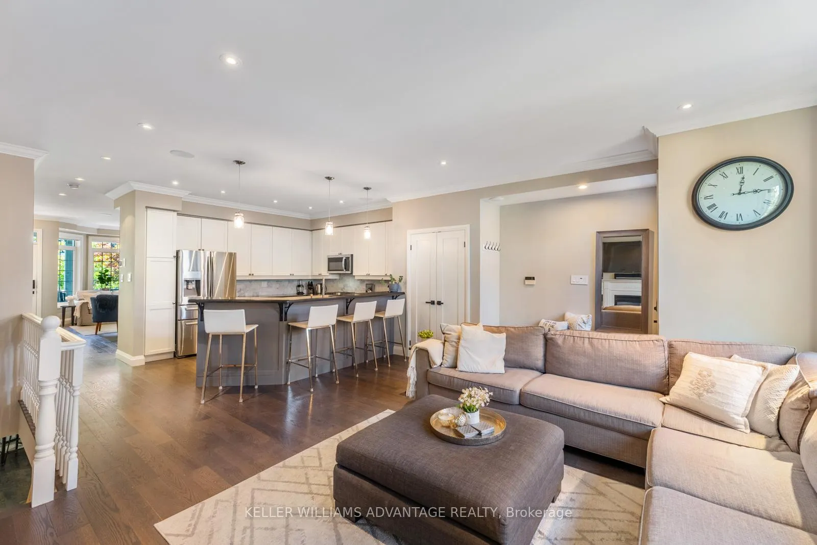 Photo 13 of 44 Joseph Duggan Road, Toronto, The Beaches — HOMEH