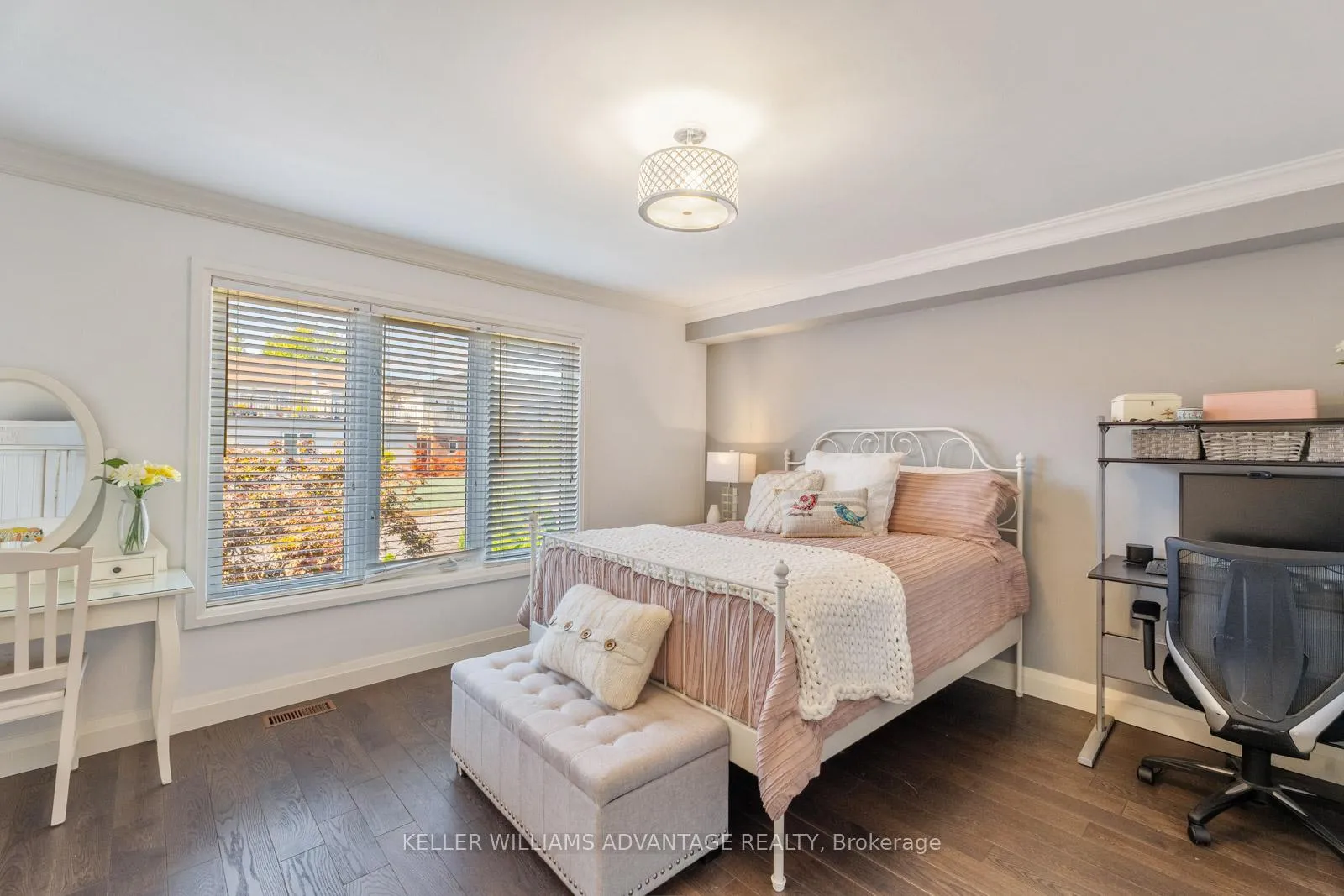 Photo 23 of 44 Joseph Duggan Road, Toronto, The Beaches — HOMEH