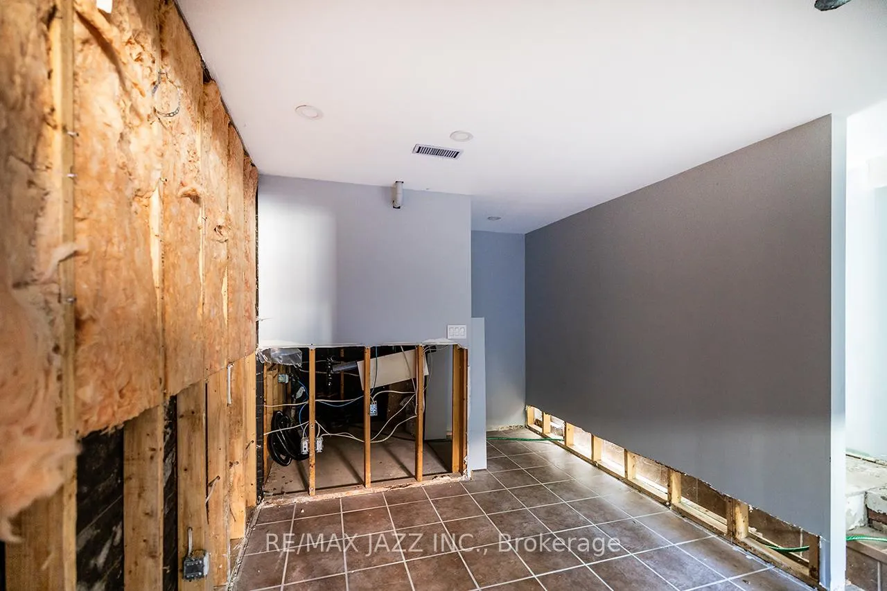Photo 23 of 3151 Courtice Road, Clarington, Courtice — HOMEH