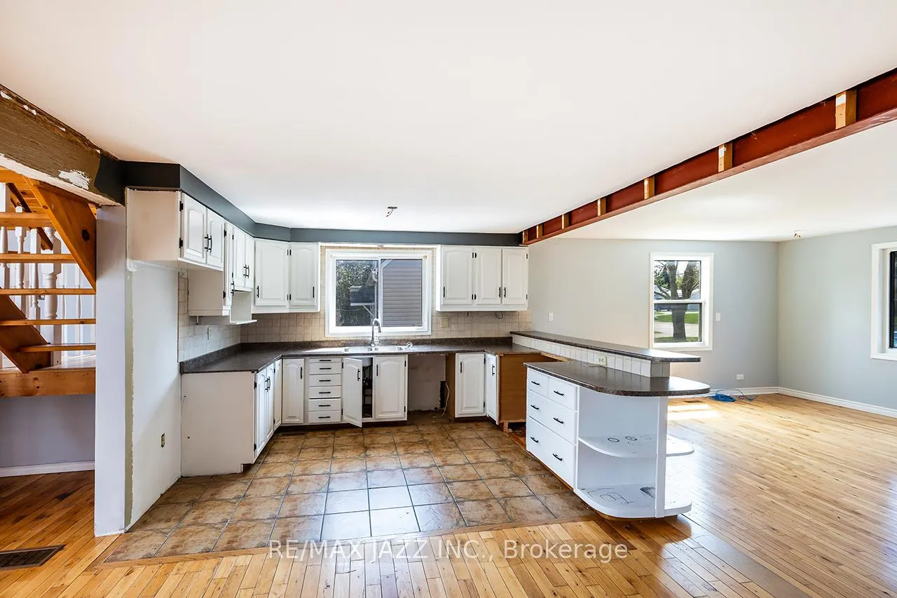 Photo 28 of 3151 Courtice Road, Clarington, Courtice — HOMEH