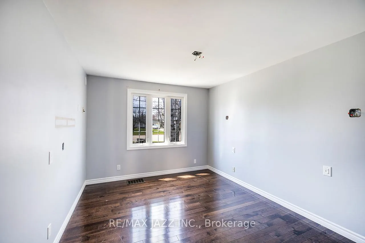 Photo 32 of 3151 Courtice Road, Clarington, Courtice — HOMEH