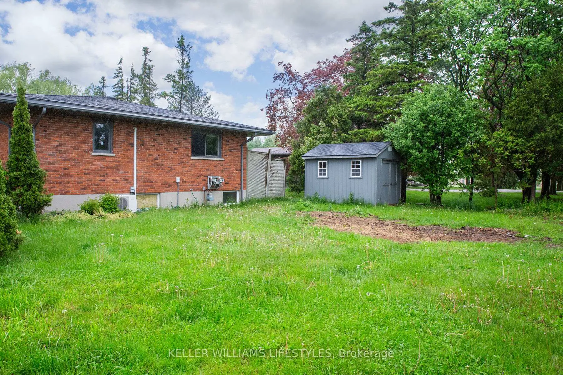 Photo 9 of 21854 Highbury Avenue N, Middlesex Centre, Rural Middlesex Centre — HOMEH