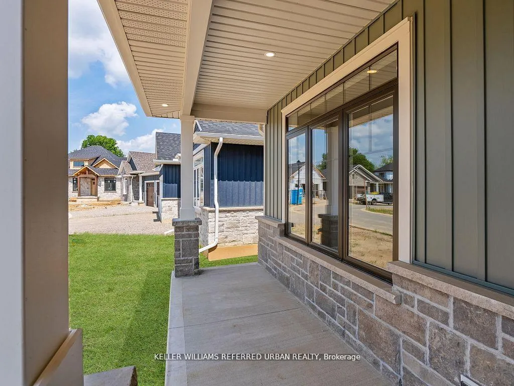 Photo 3 of Unit 7, 68 Cedar Street, Brant, Paris — HOMEH