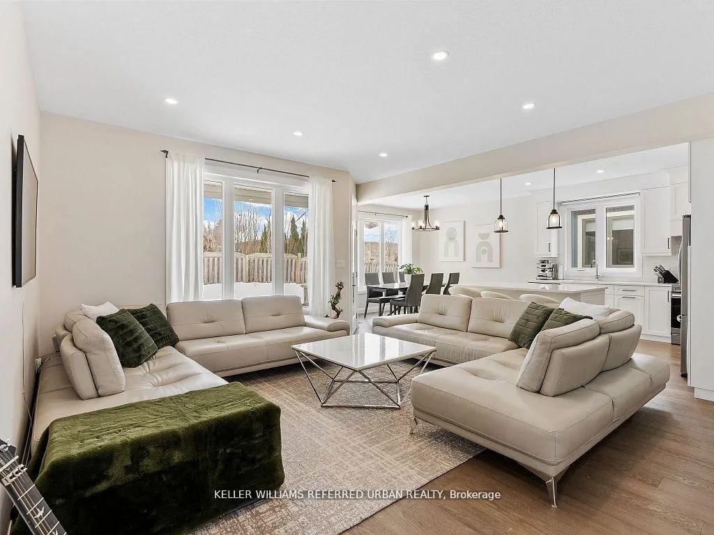 Photo 13 of Unit 7, 68 Cedar Street, Brant, Paris — HOMEH