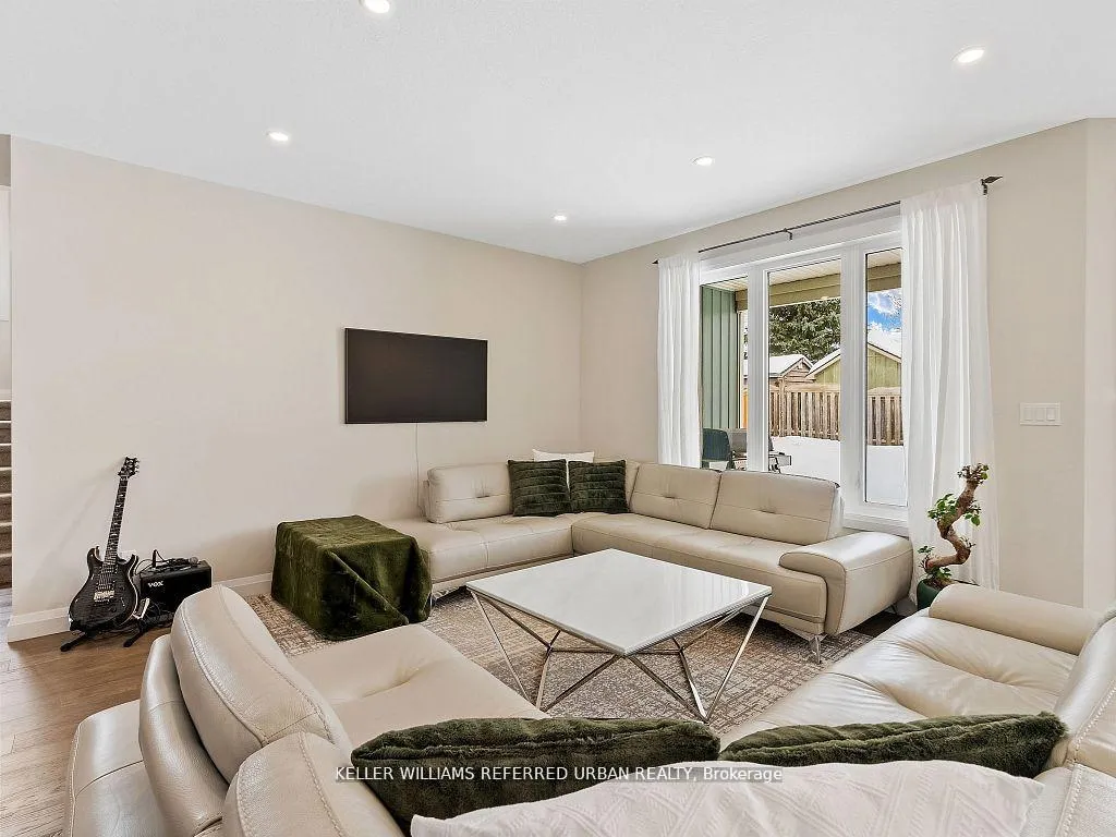 Photo 14 of Unit 7, 68 Cedar Street, Brant, Paris — HOMEH