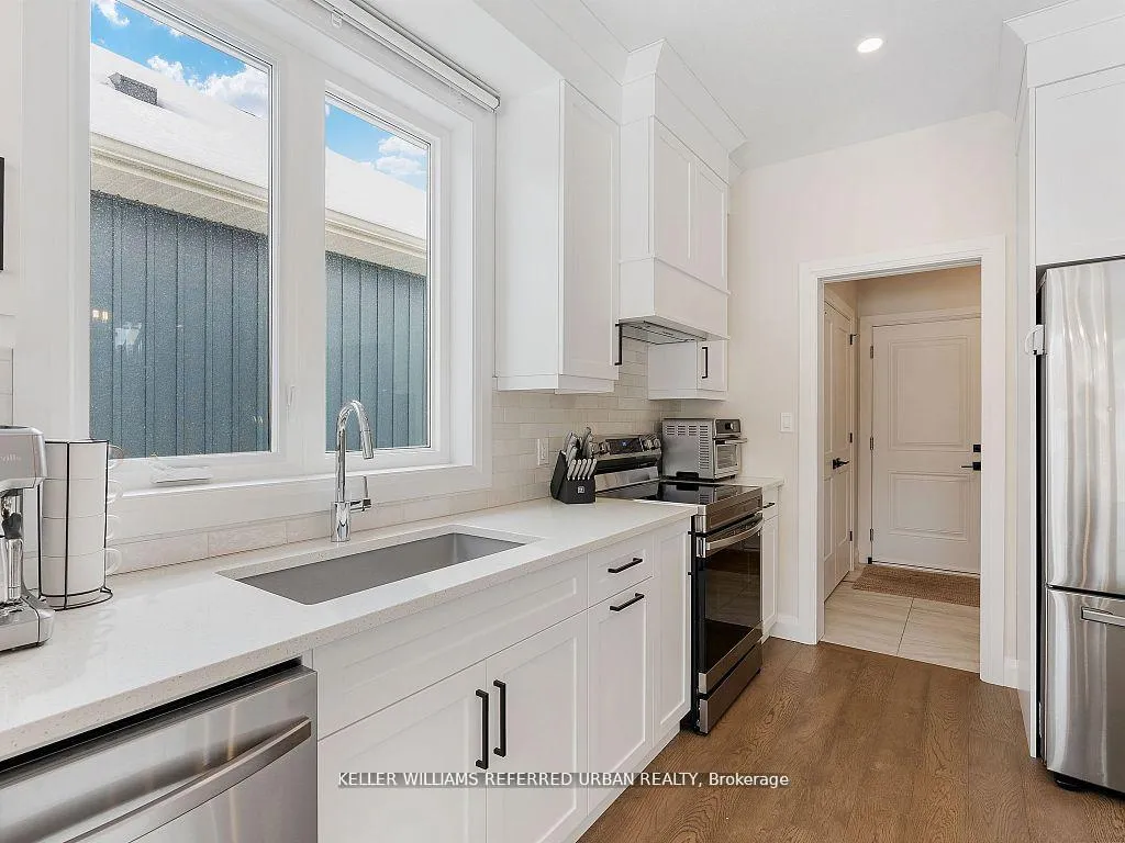 Photo 19 of Unit 7, 68 Cedar Street, Brant, Paris — HOMEH