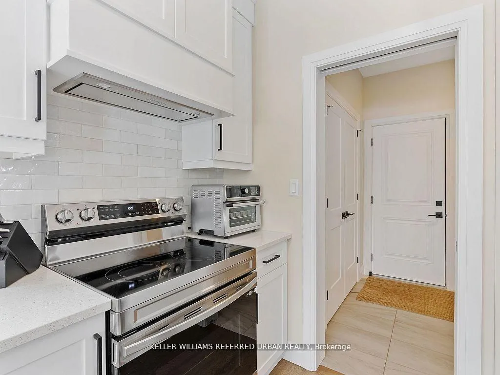 Photo 20 of Unit 7, 68 Cedar Street, Brant, Paris — HOMEH
