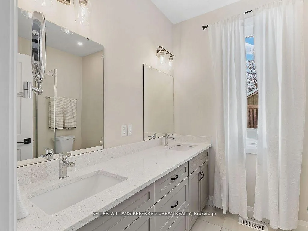 Photo 37 of Unit 7, 68 Cedar Street, Brant, Paris — HOMEH