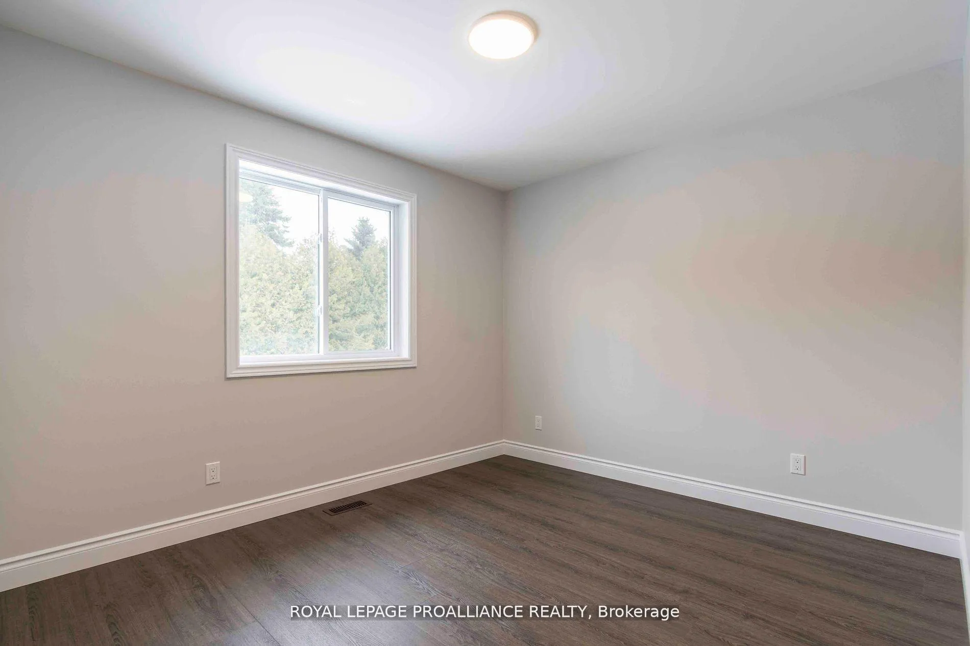 Photo 16 of 9 Clayton John Avenue, Prince Edward County, Sophiasburg Ward — HOMEH