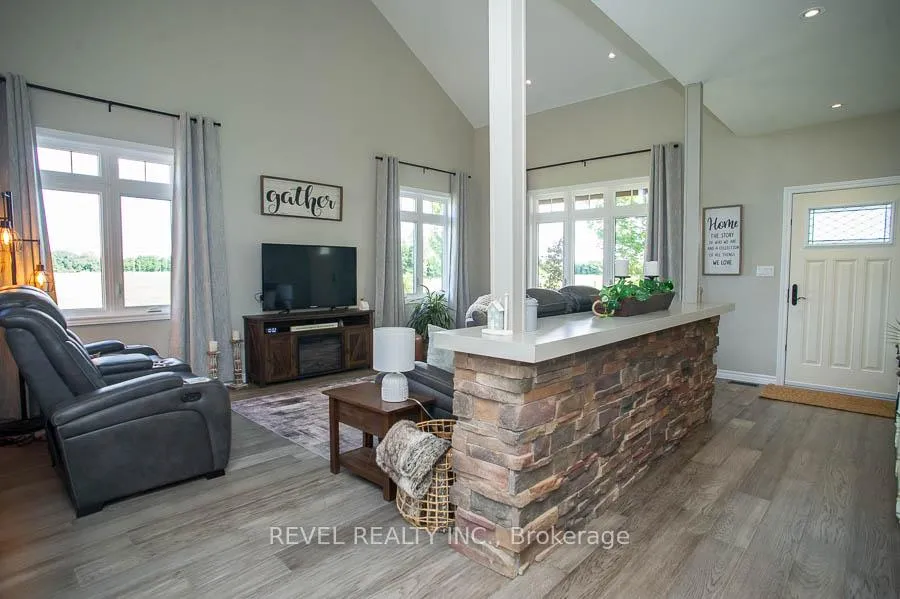 Photo 10 of 173 Old Onondaga Road E, Brant, Brantford Twp — HOMEH