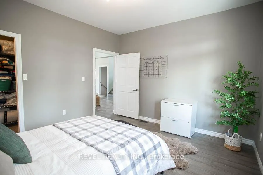 Photo 20 of 173 Old Onondaga Road E, Brant, Brantford Twp — HOMEH