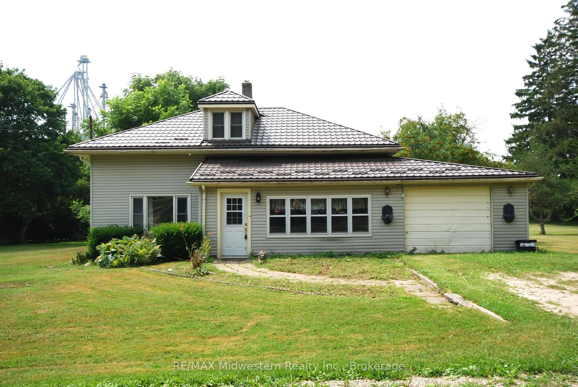 Photo 1 of 445 Brunswick Street, Minto — HOMEH