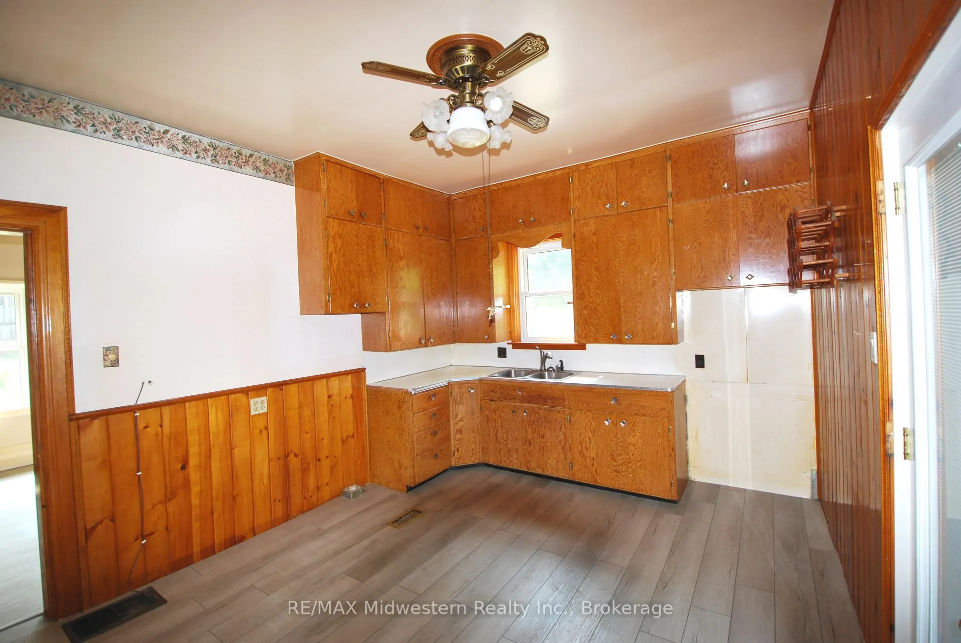 Photo 5 of 445 Brunswick Street, Minto — HOMEH