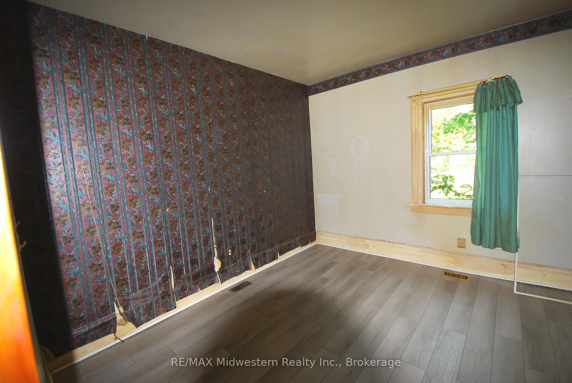 Photo 8 of 445 Brunswick Street, Minto — HOMEH
