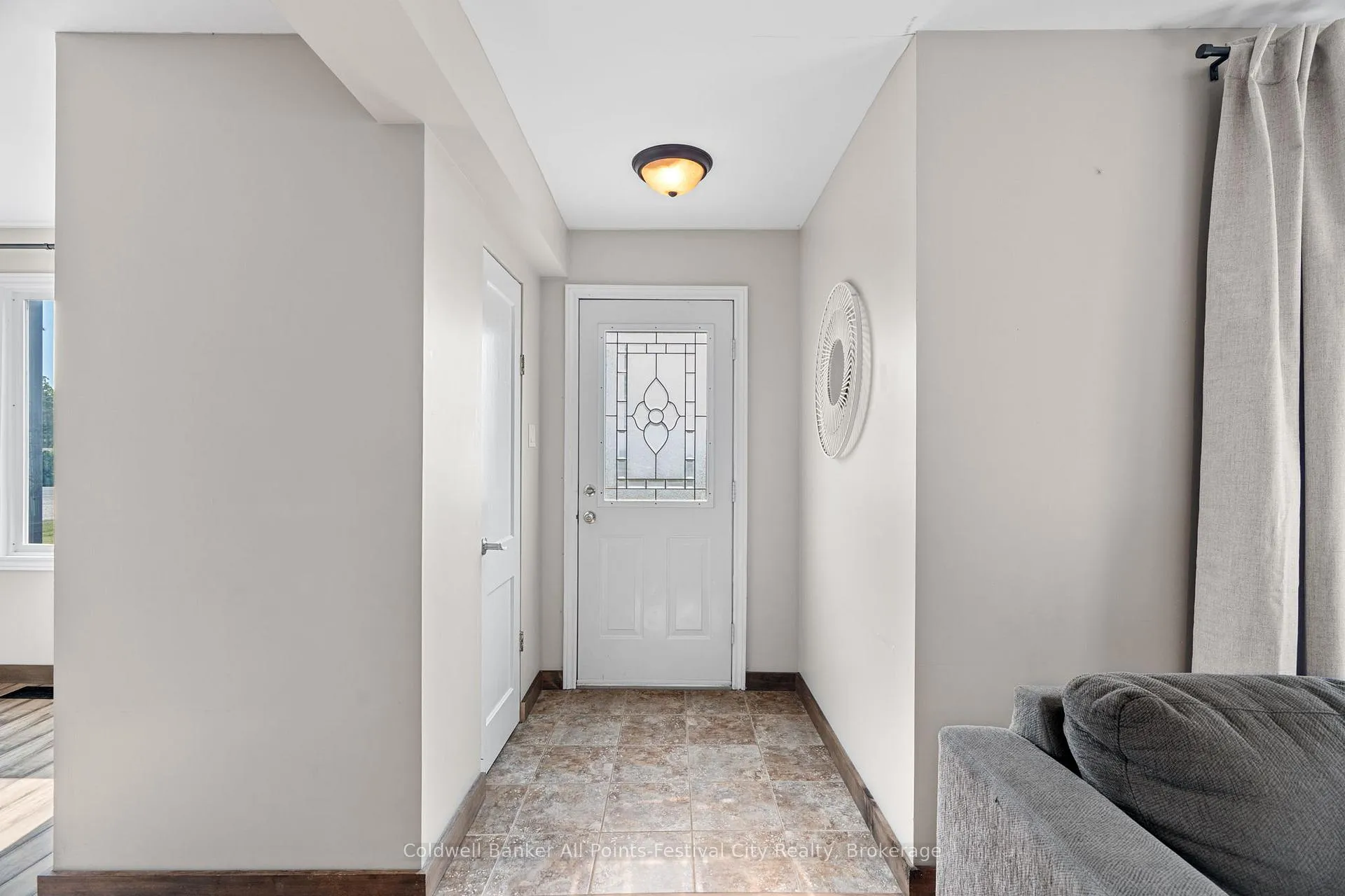 Photo 14 of 8 London Road, Huron East, Tuckersmith — HOMEH