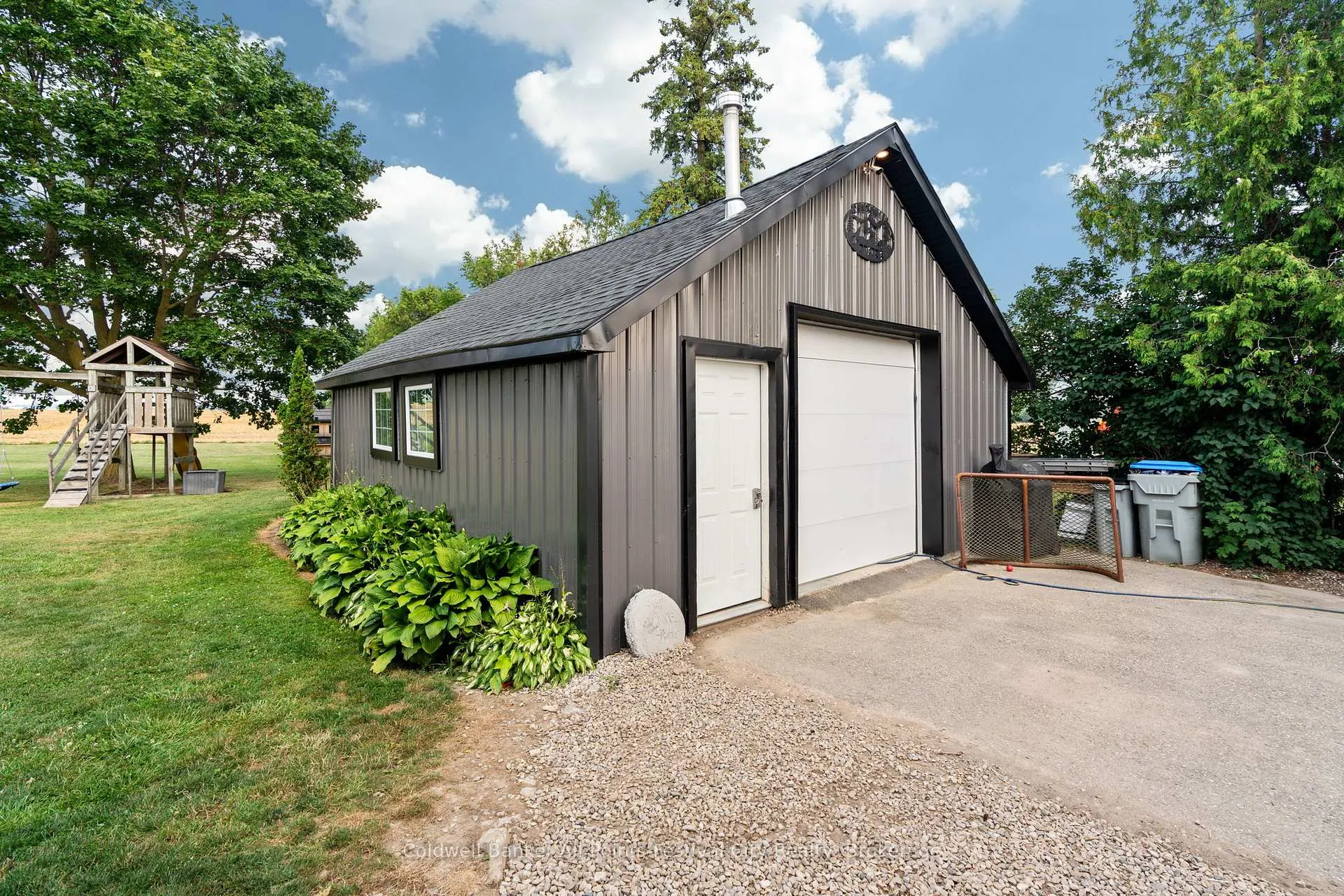 Photo 39 of 8 London Road, Huron East, Tuckersmith — HOMEH