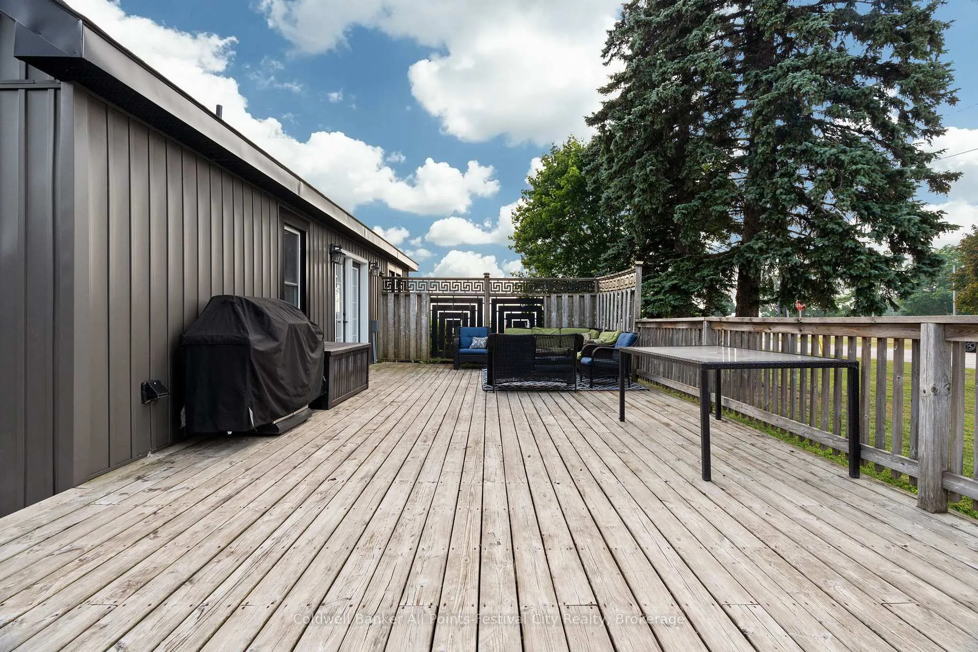 Photo 40 of 8 London Road, Huron East, Tuckersmith — HOMEH