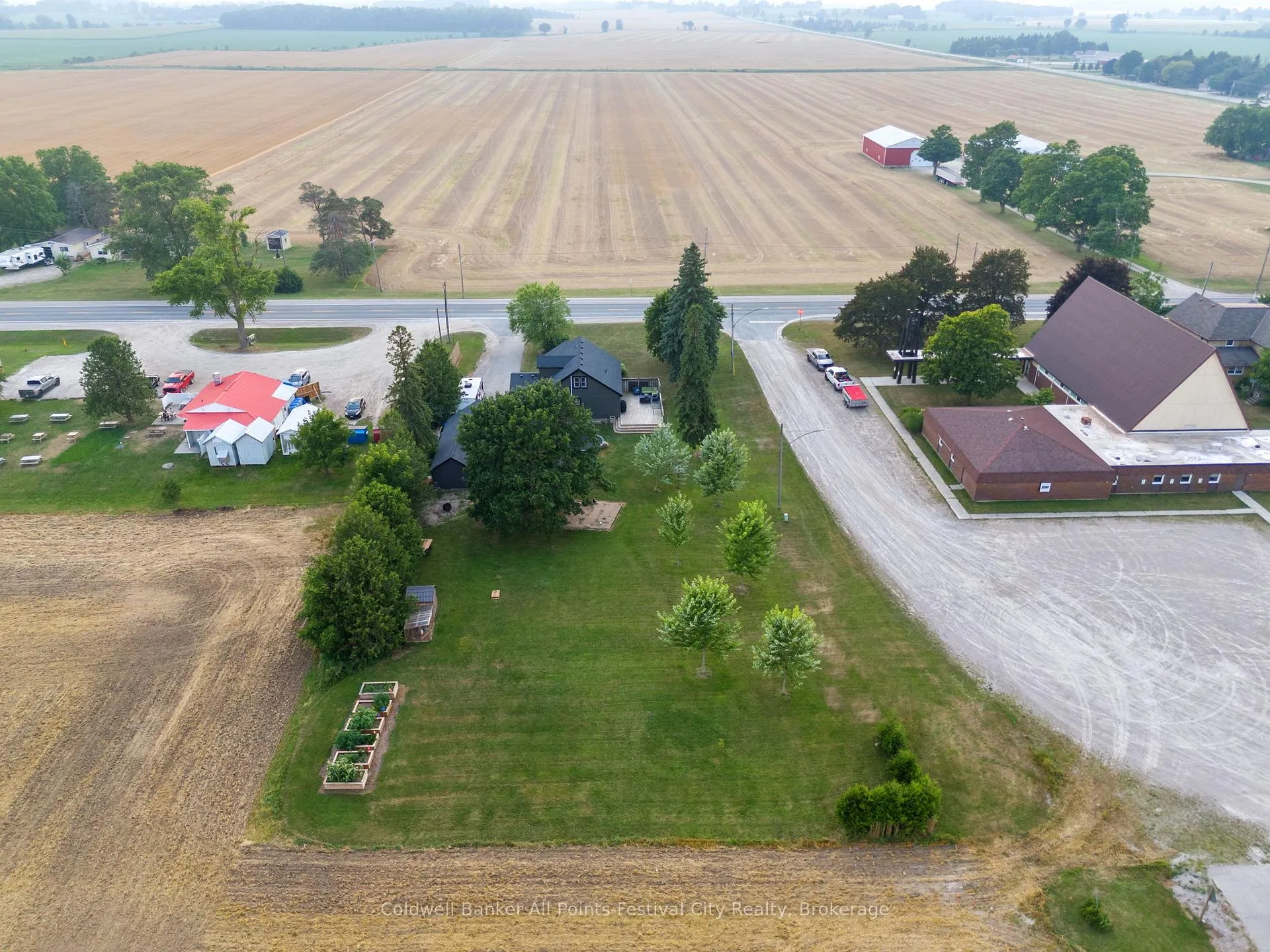 Photo 43 of 8 London Road, Huron East, Tuckersmith — HOMEH