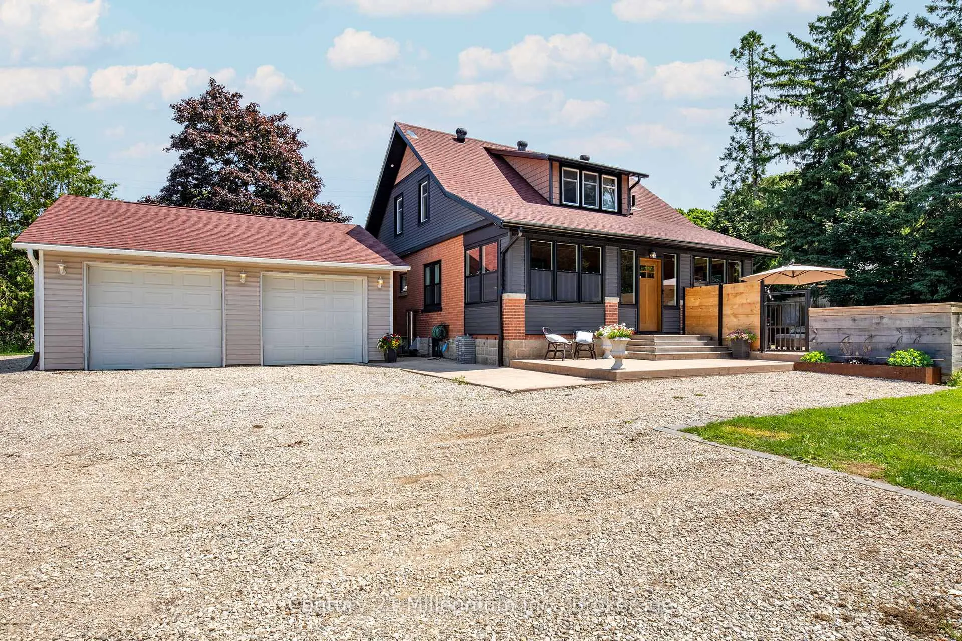 Photo 3 of 776856 10 Highway, Chatsworth — HOMEH