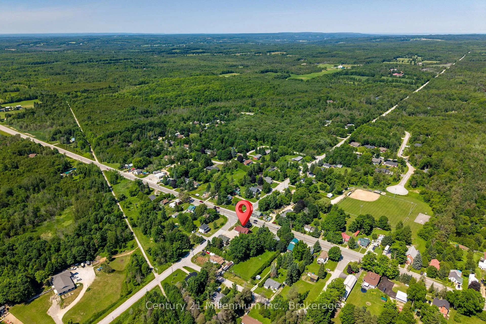 Photo 5 of 776856 10 Highway, Chatsworth — HOMEH