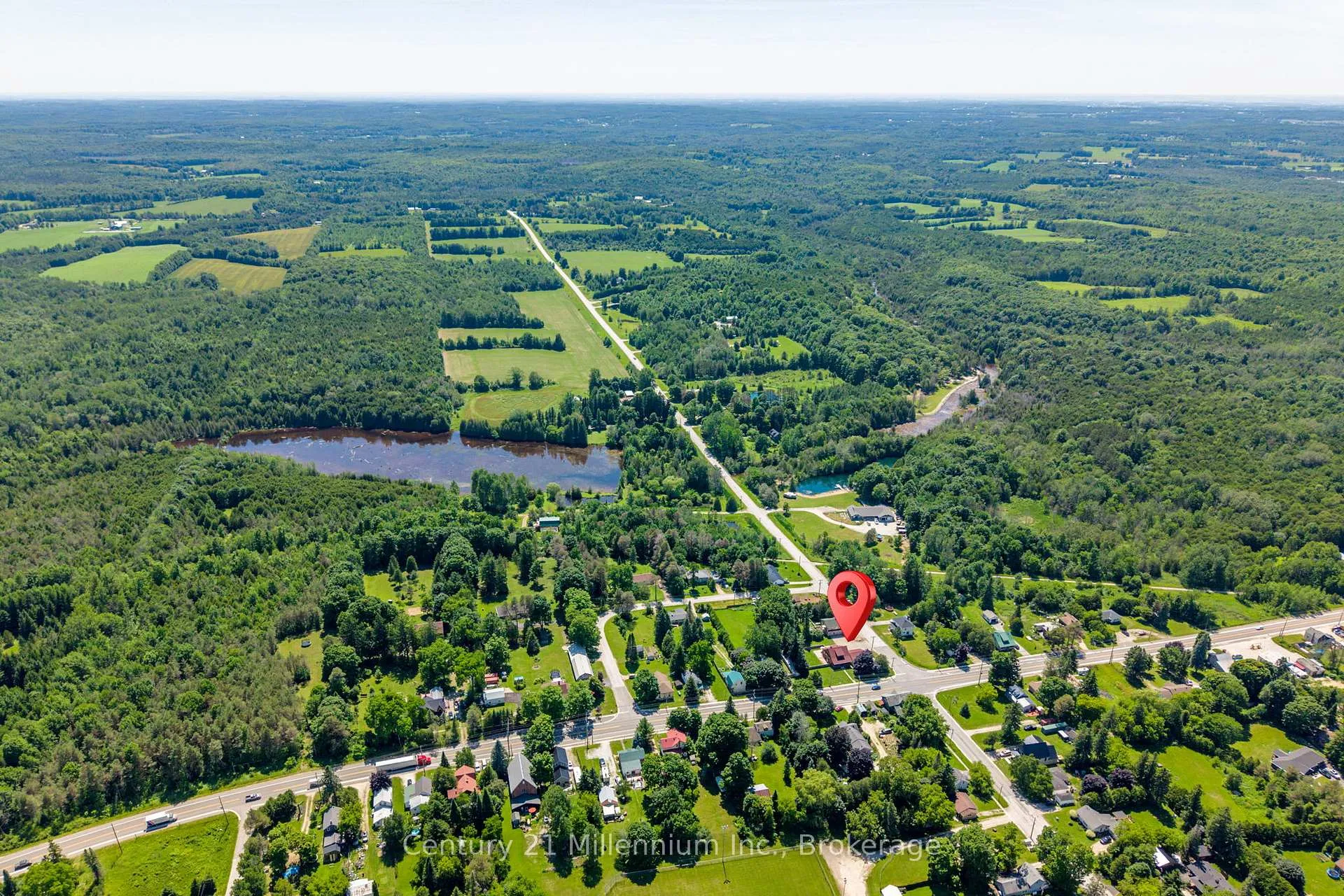 Photo 6 of 776856 10 Highway, Chatsworth — HOMEH