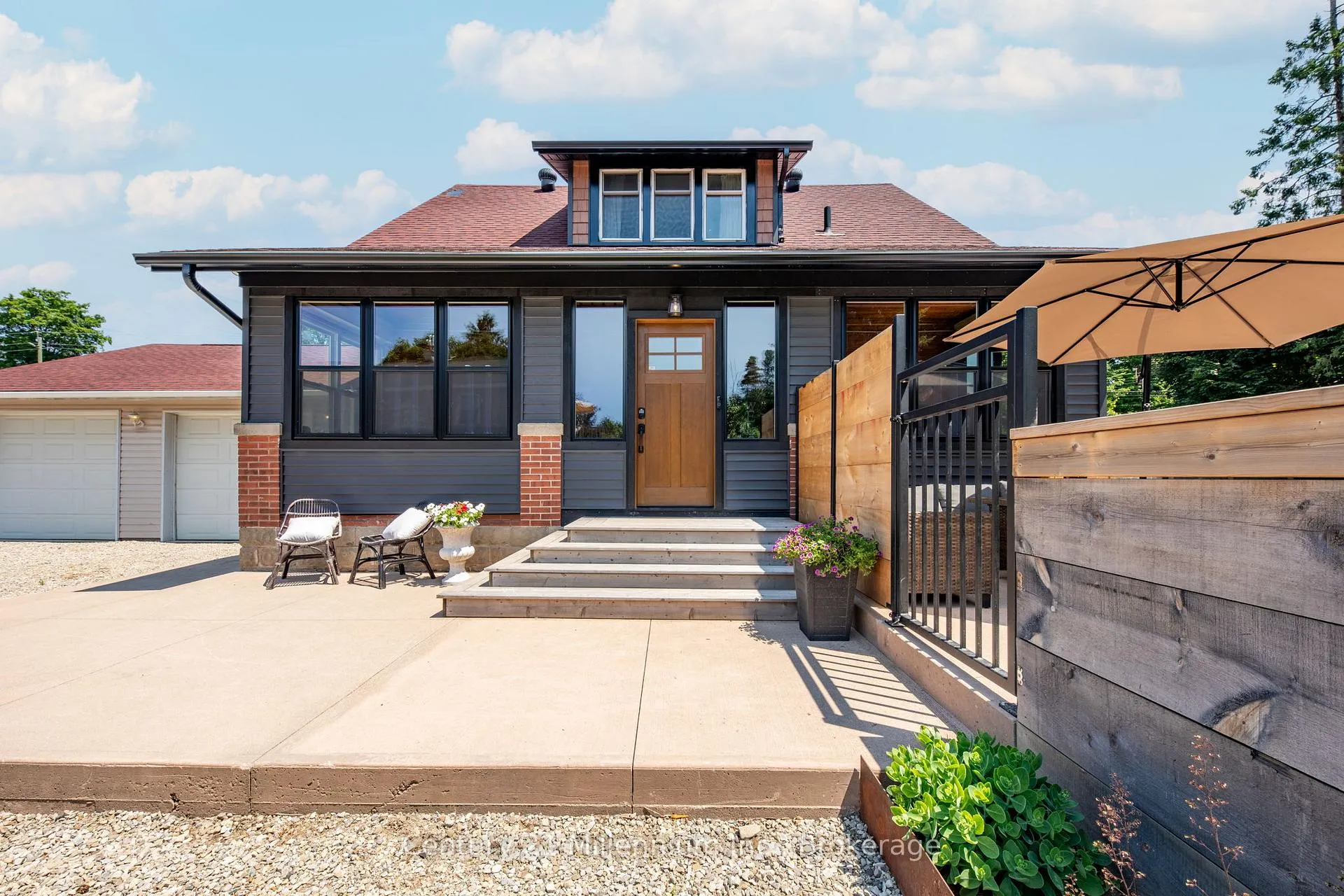 Photo 12 of 776856 10 Highway, Chatsworth — HOMEH